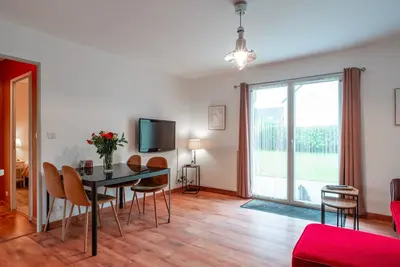 Image de Maison l'Olivier - Garage et Jardin