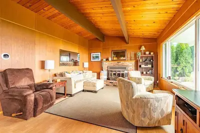 Image de An Exciting Salish Escape w/ Waterfront View