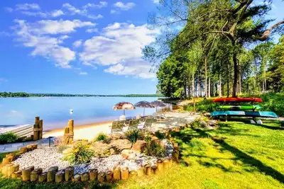 Image de 7br Lakefront Lake Anna, Beach, Boat Dock