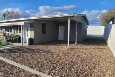 Image de Tucson Gem - Serene 2 Br/1ba Home with All Comforts;