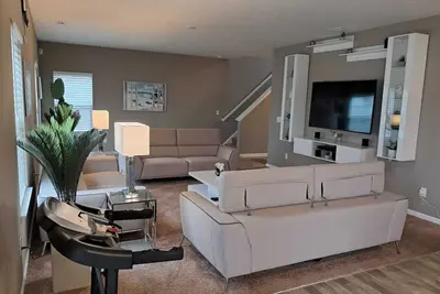 Image de Charming 4-bedroom house with Ac, fitness room, WiFi in Plainfield