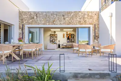 Image de Villa Yaya, magnifique villa d'architecte avec piscine chauffée, vue mer.