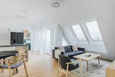 Image de Blueground | Donaustadt, furnished & ready