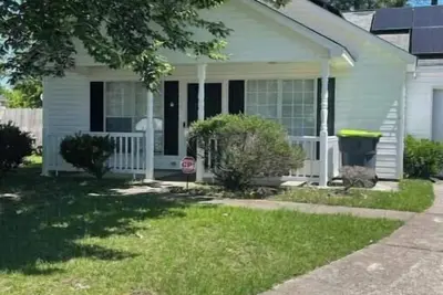 Image de 3 Bedroom Cozy Home