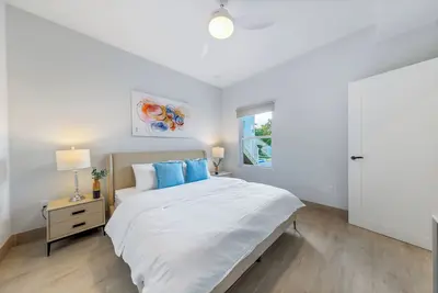 Image de Island Stay in West Bay - 3 Min to Beach | West Nest #104