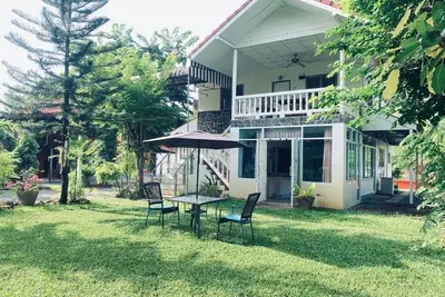 Image de Blooming Village by Aforetime