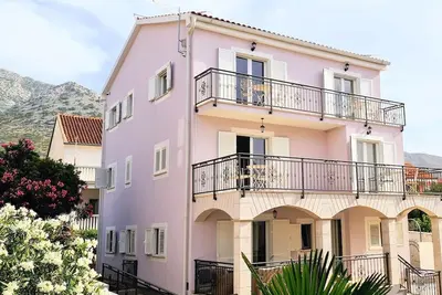 Image de Bright and Welcoming Apartment for an Unforgettable Seaside Vacation