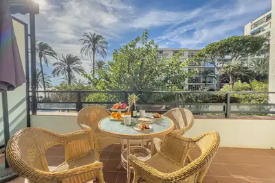 Image de Skol 1a - Amazing 2-Bedroom Apartment Skol Marbella