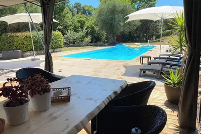 Image de Charming 3-bedroom house with Ac, large pool and WiFi in brilliant Antibes