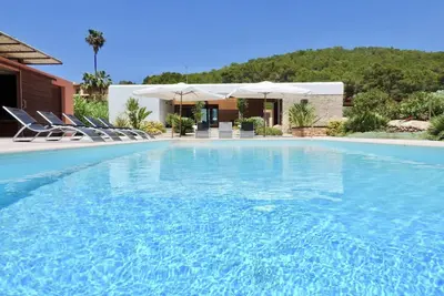 Image de House in the valley of the almond trees, the quietest and most authentic area of Ibiza.