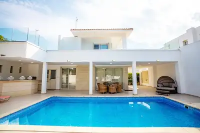 Image de Seaside 3 Bedroom Villa - Private Pool