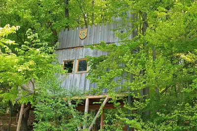 Image de Tree house castle, living/bedroom - Baumhaushotel Solling
