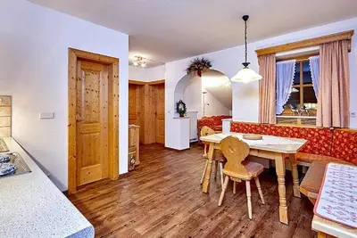 Image de \"No. 4\" apartment, 2 bedrooms, shower, Wc - Anneliese, guest house