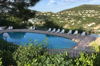 Image de Joli Mazet Climatise\nTERRASSE Vue Mer, \nPISCINE, Tennis, Boules, Parking Prive