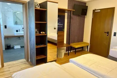 Image de Triple room - Junipro Hotel Schinderhannes