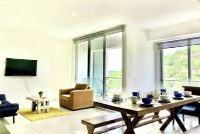 Image de Depa @Juriquilla 3hab 8pax Alberca Gym Padel Bbq