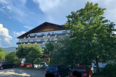 Image de Vacation apartment \"Waldbaden\" in the Landhotel Seeg - apartment, living room/bedroom
