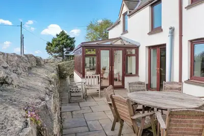 Image de 5 bedroom accommodation in Horton, near Gower