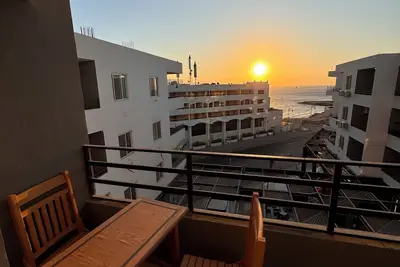 Image de Cozy Sea-View Studio in Hurghada – Steps from Beach, Close to Airport & Transit