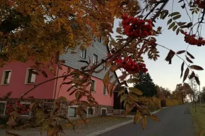 Image de Vacation apartment \"Zum Ausblick\" - apartment/apartment, shower, Wc, living room/bedroom