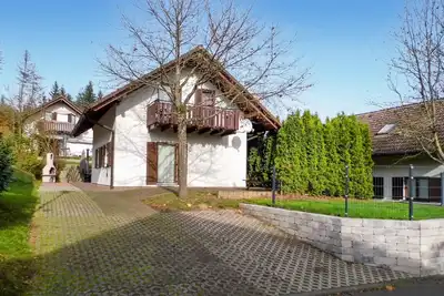 Image de Magnifique maison à Kirchheim avec WiFi