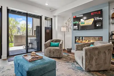 Image de Eden Escape Pt103 | Hot Tub | Ski & Snowboard Base