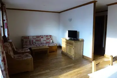 Image de 4 Pièces pour 8 Personnes