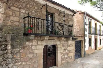 Image de Maison de campagne \"Complejo Las Frascuelas\" avec vue sur les montagnes, terrasse privée et Wi-Fi