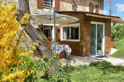 Image de Studio 'Corail' avec Terrasse Privée, Jardin Commun et Wi-Fi