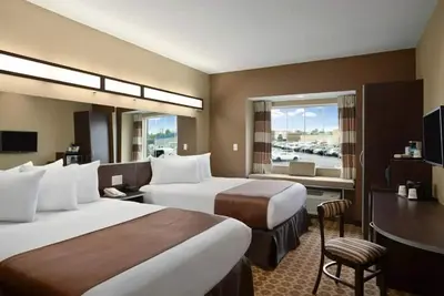 Image de Fairmont Find: Budget-friendly Room With Free Breakfast and Free Parking