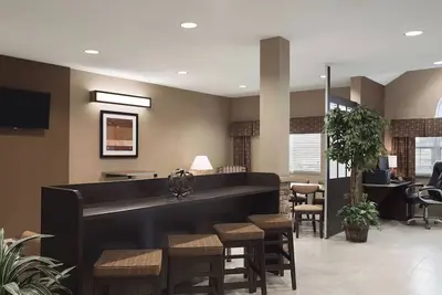 Image de Near I-79 for Easy Transit | 2 Budget Stays w/ Free Parking