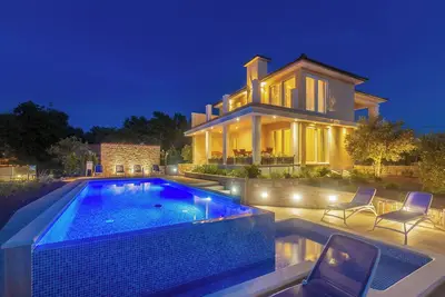 Image de Villa Roko (V8001-K1) - Malinska - île de Krk
