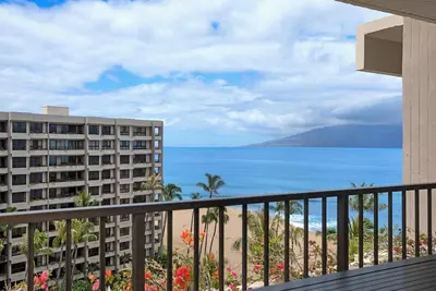 Image de Renovated Ocean View - Professionally Managed