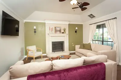 Image de Family & Pet Friendly - Backyard - Patio