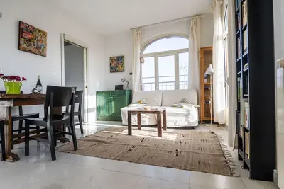 Image de St. John Basilica Lovely Tower Apartment