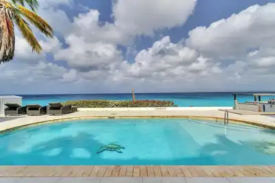 Image de Belmar Oceanfront Apartments 21 right on the ocean with diving facilities