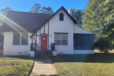 Image de Charming 2-bedroom house with Ac, WiFi in quaint Macon
