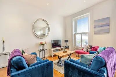 Image de Chilton at Carlill House