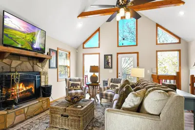 Image de New! Abby's Hillside Happiness
