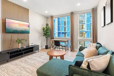 Image de Prime N. Liberties, by Fishtown, Lux King bed, Sleeps 4, Wifi, Rooftop Access