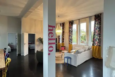 Image de 135sqm loft in an old factory on the outskirts of Hamburg