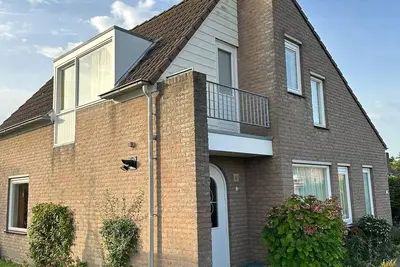 Image de Beautiful vacation home only a few minutes from the beach.