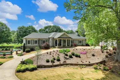Image de Spacious estate home in the beautiful Chateau Elan community in Braselton.