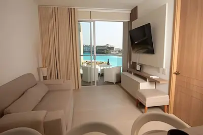 Image de Baia Kristal Beautiful Apartment Ac Biggest Pool