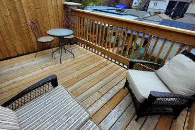 Image de Bright 3 Bedroom/2 Bathroom Close to Major Transit for Temporary/Mid-term Rental