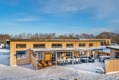 Image de \"Elevus\" -  from the sea by Interhome