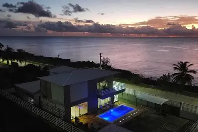 Image de Stephens House, 7 color ocean front San Andres Islands.