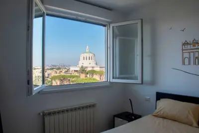 Image de Living Rome - St. Paul Modern 4 Bedroom, 3 Bath Apartment in St. Paul