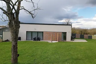 Image de Maison 8 pers avec piscine \nMalestroit LaLaLande