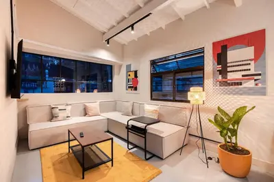 Image de Modern 2bd apt near parque lleras, Ac & Fast WiFi